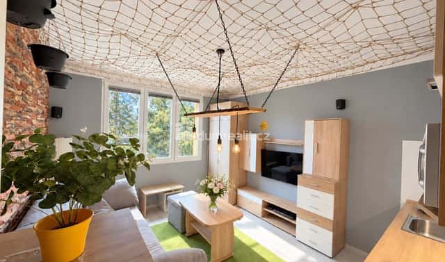 Prodej bytu 1+kk 21 m², Větrná, Ústí nad Labem – Severní Terasa