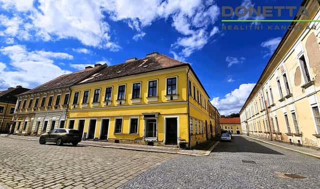 Pronájem obchodních prostor 100 m², Masarykovo nám., Jaroměř – Josefov, okres Náchod