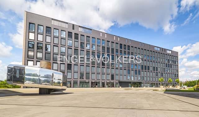 Pronájem kanceláře 565 m², Sokolovská, Praha 8 – Karlín