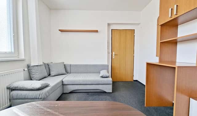 Pronájem kanceláře 12 m², Poděbradovo nám., Prostějov