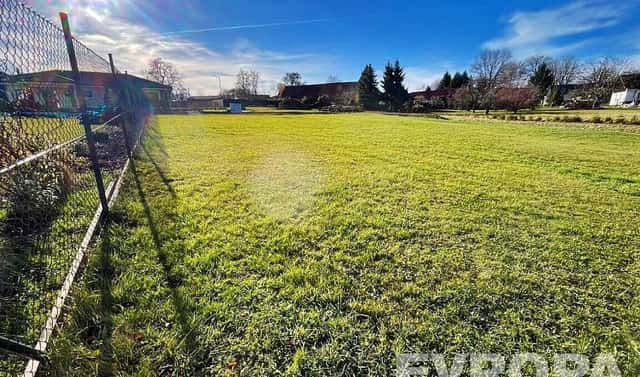 Prodej stavebního pozemku 1 145 m², Dolní Kralovice, okres Benešov