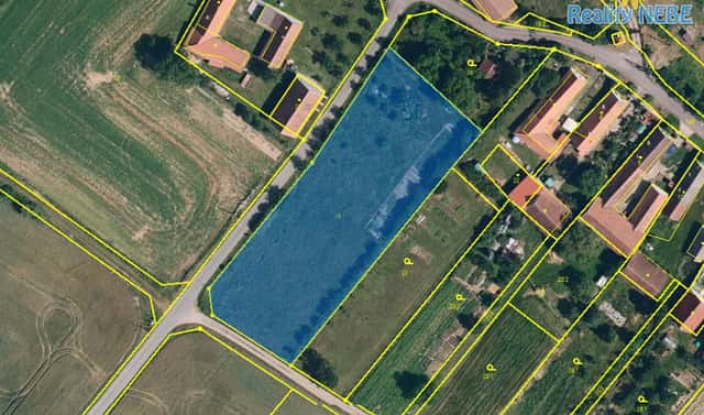 Prodej stavebního pozemku 3 572 m², Rešice, okres Znojmo