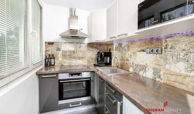 Prodej bytu 1+kk 28 m², Severní, Hradec Králové – Slezské Předměstí