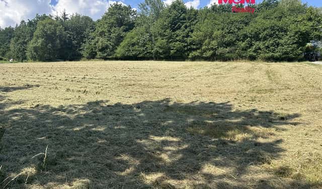 Prodej stavebního pozemku 3 689 m², Zbraslavice, okres Kutná Hora