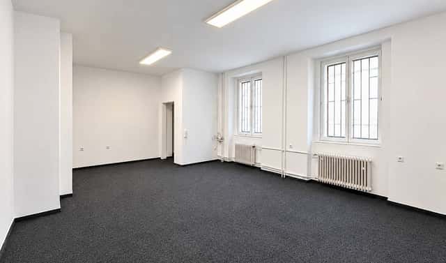 Pronájem kanceláře 35 m², Sokolovská, Praha 8 – Karlín