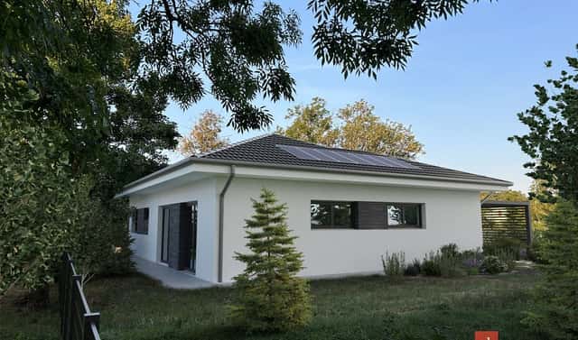 Prodej stavebního pozemku 750 m², Litobratřice, okres Znojmo