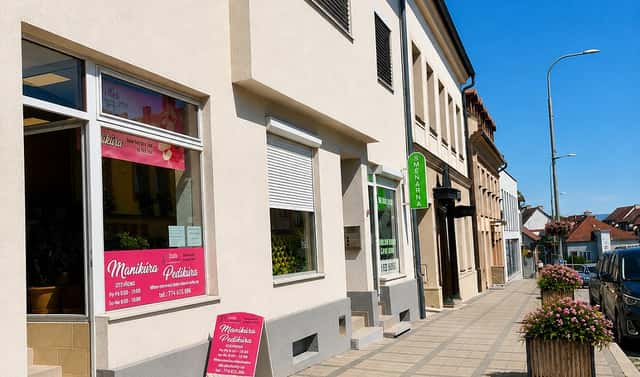 Pronájem obchodních prostor 54 m², Moravská, Uherský Brod, okres Uherské Hradiště