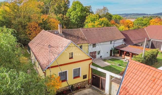Prodej domu 245 m² s pozemkem 641 m², Jinín, okres Strakonice