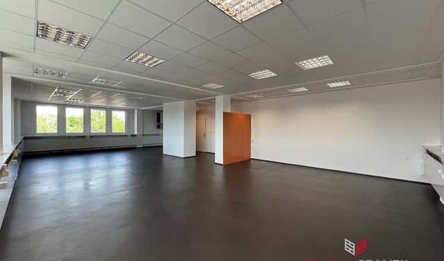 Pronájem kanceláře 113 m², Jižní, Hradec Králové – Slezské Předměstí