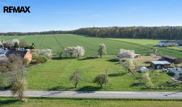 Prodej stavebního pozemku 863 m², Mžany, okres Hradec Králové