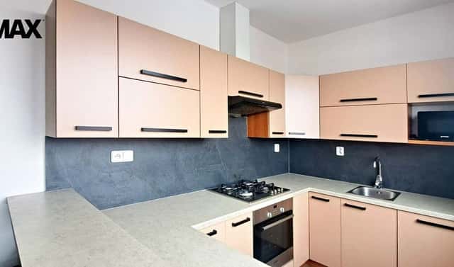 Pronájem bytu 3+1 73 m², Lužní, Hodonín