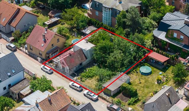Prodej stavebního pozemku 556 m², Nad Košíkem, Praha 10 – Hostivař