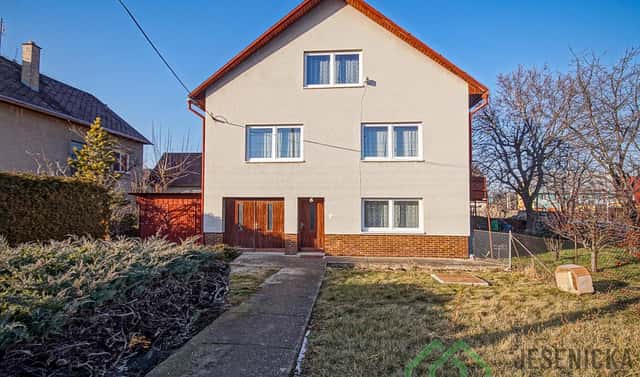 Prodej domu 269 m² s pozemkem 702 m², Nádražní, Javorník, okres Jeseník