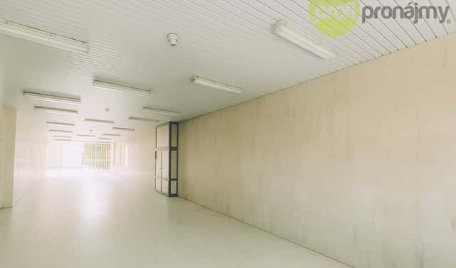 Pronájem krytého parkovacího stání centrum Šumperka, Gen. Svobody, Šumperk