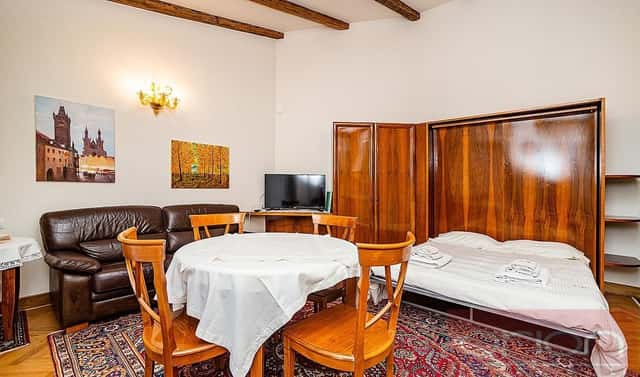 Pronájem bytu 1+kk 41 m², Italská, Praha 2 – Vinohrady