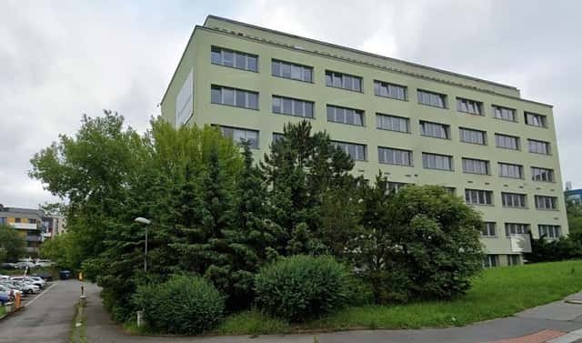 Pronájem komerčního objektu (jiného typu) 15 m², Geologická, Praha 5 – Hlubočepy