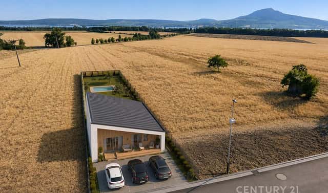 Prodej stavebního pozemku 1 765 m², Šakvice, okres Břeclav