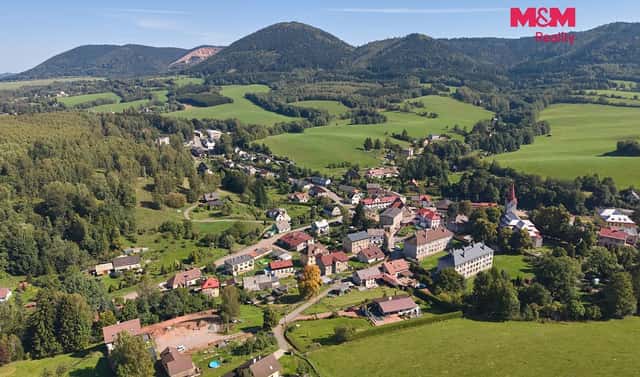 Prodej stavebního pozemku 1 093 m², Bernartice, okres Trutnov