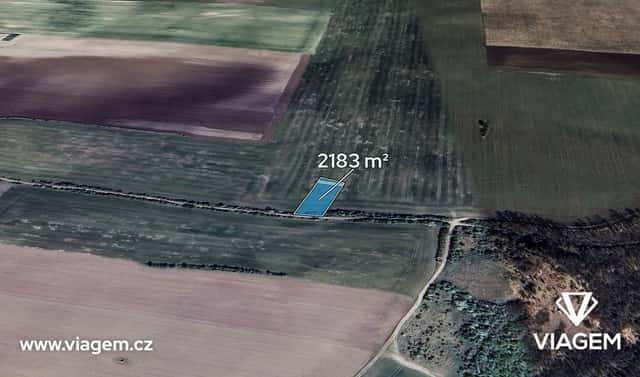Prodej pole 727 m², Jeviněves, okres Mělník
