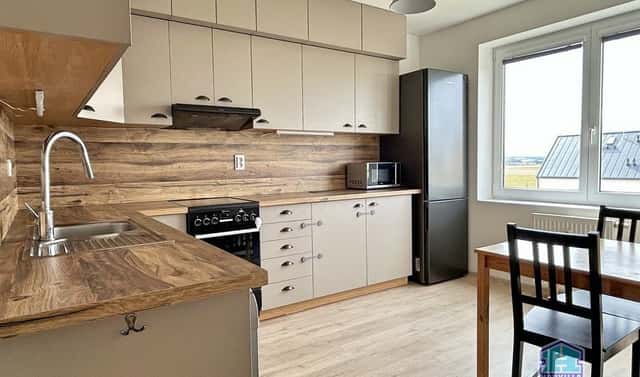 Pronájem bytu 2+1 63 m², Na Čampuli, Tlučná, okres Plzeň-sever