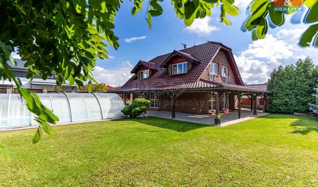 Prodej domu 246 m² s pozemkem 1 013 m², Gen. Peřiny, Psáry – Dolní Jirčany, okres Praha-západ