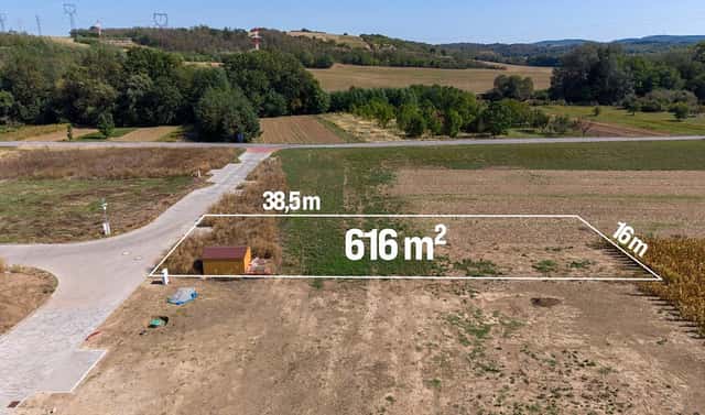 Prodej stavebního pozemku 616 m², Ivančice – Hrubšice, okres Brno-venkov