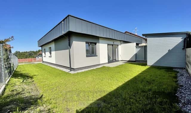 Pronájem bytu 4+kk 80 m², Jiráskova, Včelná, okres České Budějovice