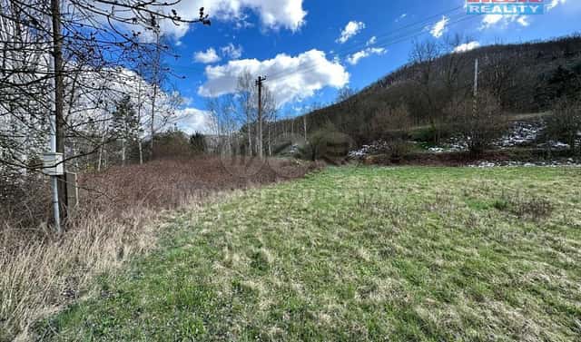 Prodej pole 463 m², Ústí nad Labem – Církvice
