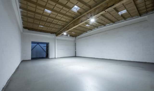 Pronájem skladovacích prostor 1 000 m², Slévárenská, Kutná Hora – Malín