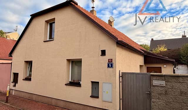 Prodej domu 105 m² s pozemkem 250 m², Krásnolipská, Praha 10 – Uhříněves