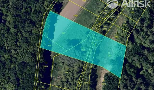 Prodej komerčního pozemku 3 225 m², Lovčice, okres Hodonín