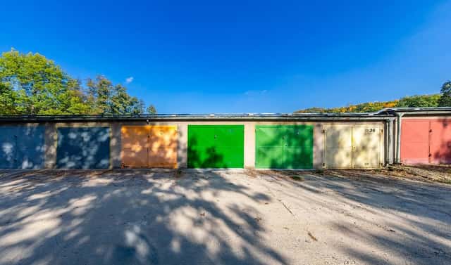 Pronájem garáže, 19 m2 - Slaný, Smečenská, Slaný, okres Kladno
