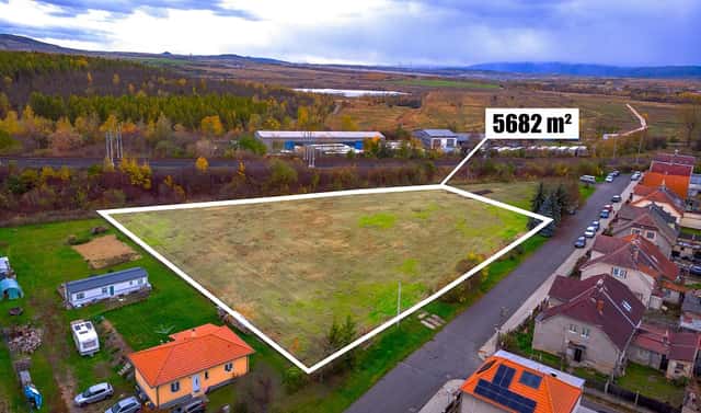 Prodej stavebního pozemku 5 682 m², Zabrušany – Želénky, okres Teplice