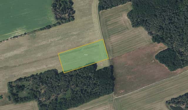 Prodej pole 14 294 m², Lhotka, okres Mělník