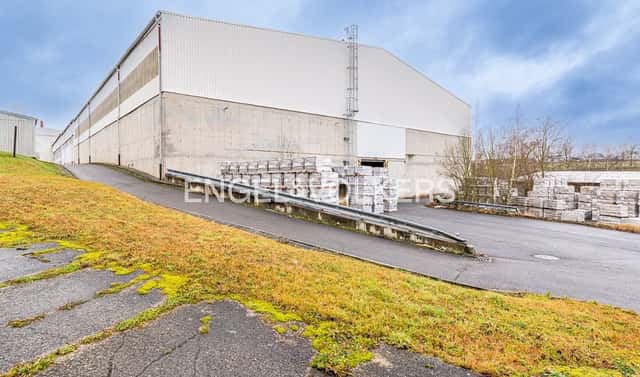 Pronájem skladovacích prostor 30 000 m², Šamotka, Rakovník – Rakovník II