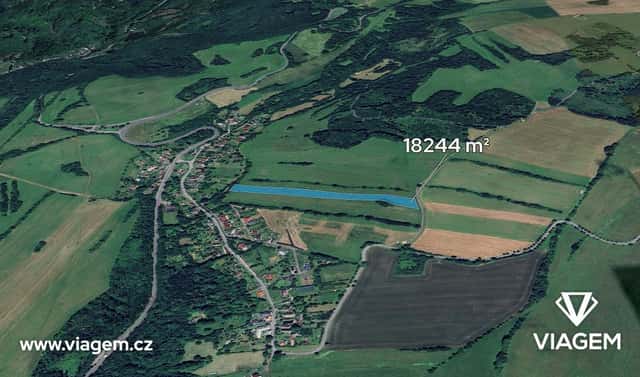 Prodej pole 12 162 m², Lipina, okres Olomouc