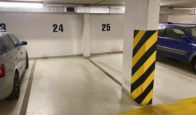 Pronájem garážového stání, 12 m2, ul. Slavníkova 2386/11, Praha 6 - Břevnov, Slavníkova, Praha 6 – Břevnov