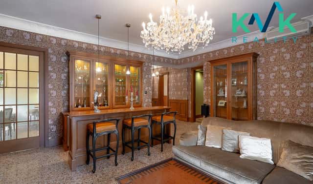 Prodej bytu 6+kk 252 m², U Imperiálu, Karlovy Vary
