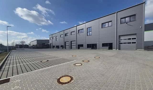Pronájem komerčního objektu (jiného typu) 550 m², V Nové Hostivaři, Praha 10 – Hostivař