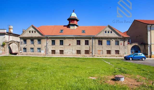 Prodej nájemního domu, činžáku 779 m², Smečno, okres Kladno