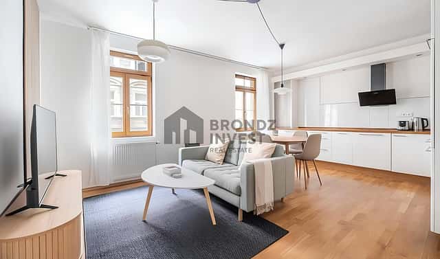 Pronájem bytu 3+kk 65 m², U staré sokolovny, Praha 10 – Vršovice