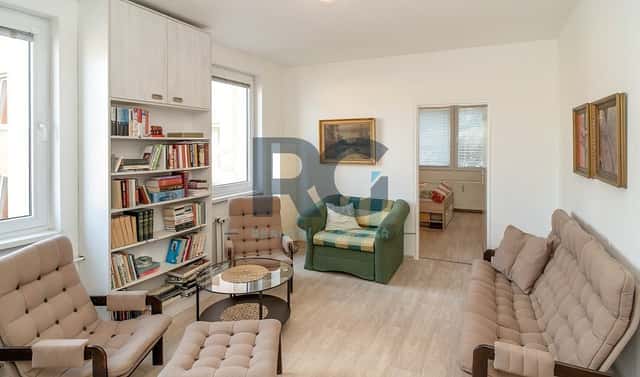 Prodej bytu 3+1 63 m², Na Stínadlech, Písek – Pražské Předměstí