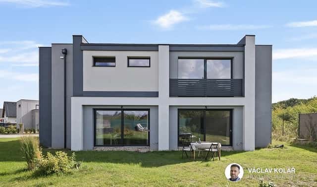 Prodej domu 338 m² s pozemkem 816 m², K Višňovce, Horoušany – Horoušánky, okres Praha-východ