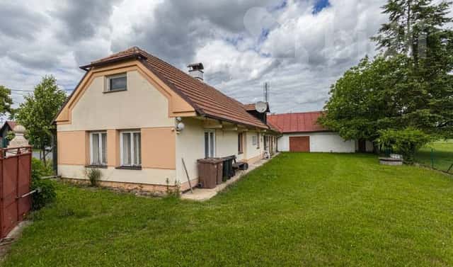 Prodej domu 97 m² s pozemkem 534 m², Straky, okres Nymburk