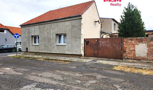 Prodej domu 160 m² s pozemkem 256 m², Schránilova, Lenešice, okres Louny