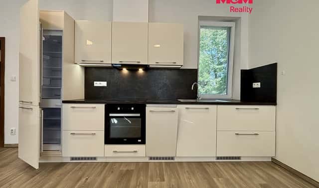 Pronájem bytu 2+kk 64 m², Ruská, Ostrava – Vítkovice, okres Ostrava-město