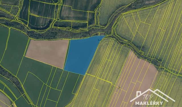 Prodej pole 28 410 m², Hoštka, okres Litoměřice