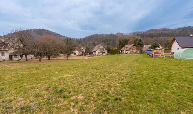 Prodej stavebního pozemku 2 127 m², Sobotín, okres Šumperk