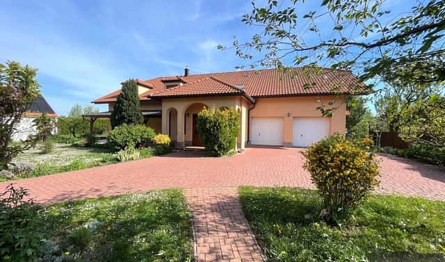 Pronájem bytu 1+kk 40 m², Na Bělince, Kunovice, okres Uherské Hradiště