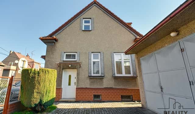 Prodej domu 181 m² s pozemkem 60 m², Karvinská, Český Těšín, okres Karviná
